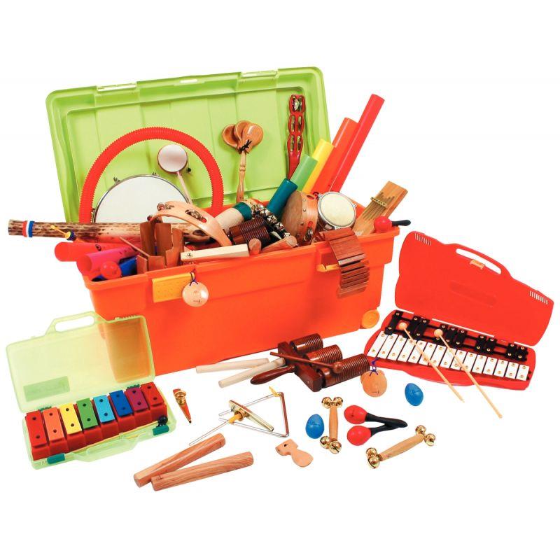 Malle géante avec 42 instruments